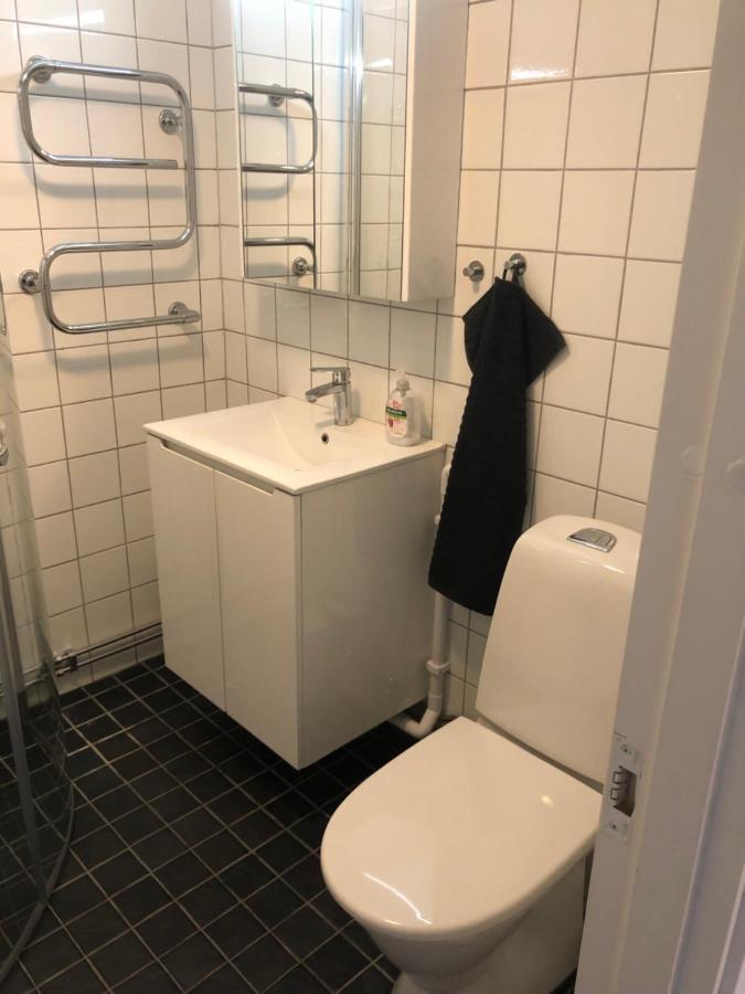 A Beautiful One Bedroom Apartment Stockholm Bagian luar foto